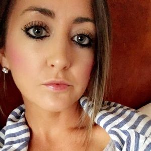 Meet your Posher, Devon